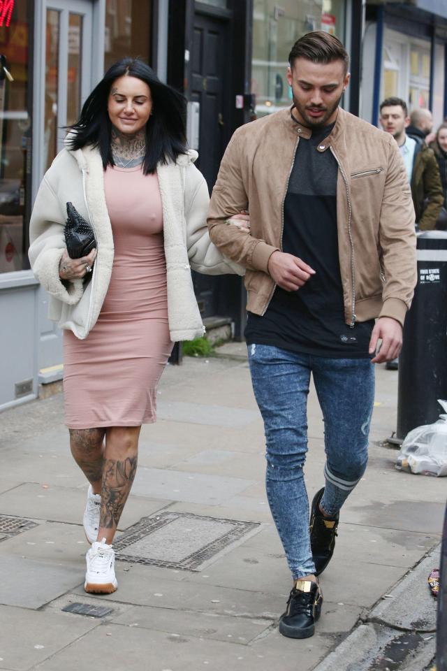  Jordan Wright and Jemma Lucy were seen out on a date night