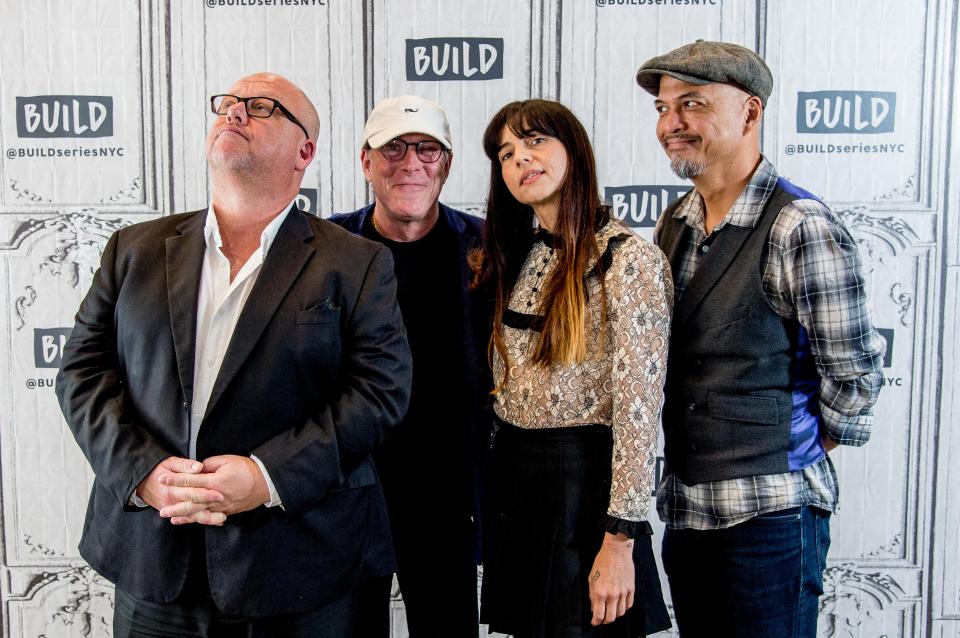  Pixies are a US band and celebrate their 30th anniversary in 2018