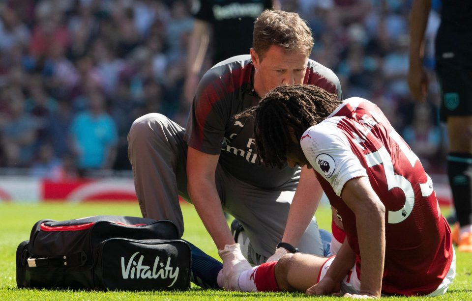 Elneny was devastated as he lay on the ground