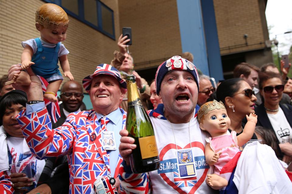  Royal fans celebrate the news of the baby boy's arrival