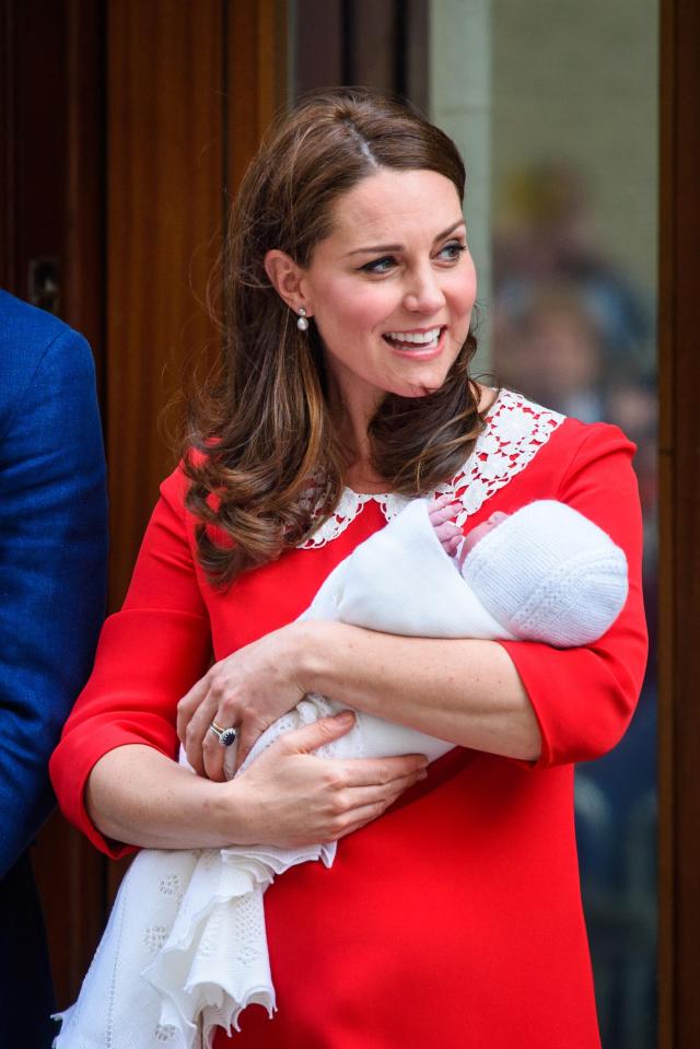  Kate's bespoke maternity gown shows similarities to the one in Rosemary's Baby