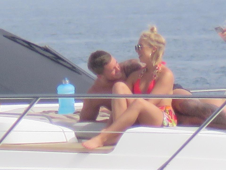  Dan Osborne and Gabby Allen chatted away on the water last week of the coast of Marbella