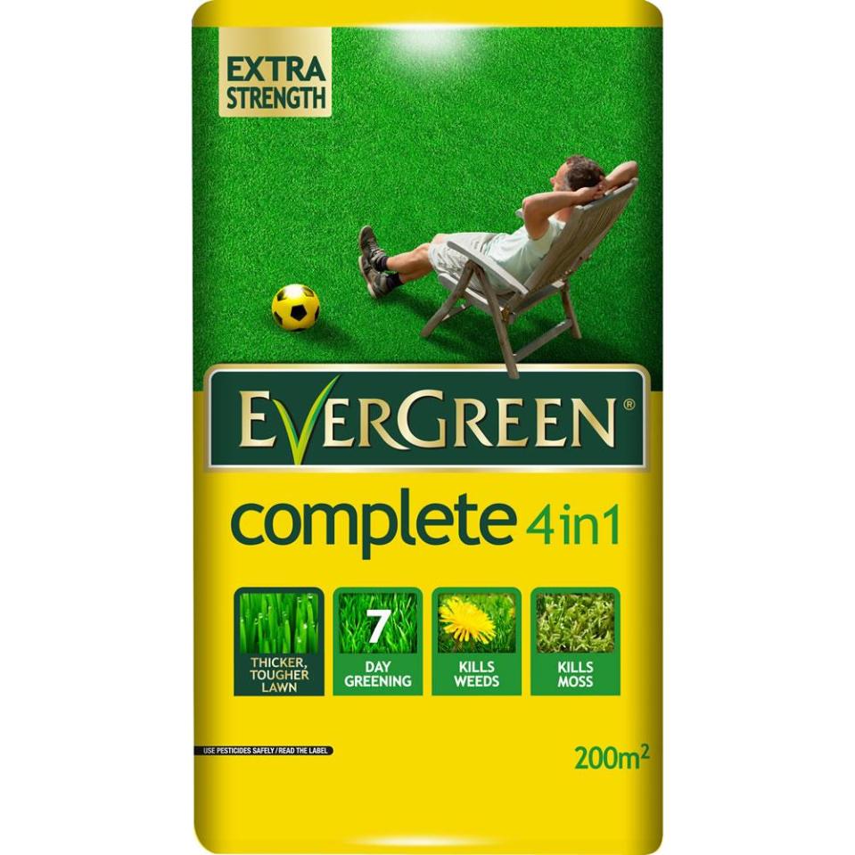  Be the envy of your summer barbecue guests after snapping up the Evergreen Complete 4 in 1 Lawn Treatment