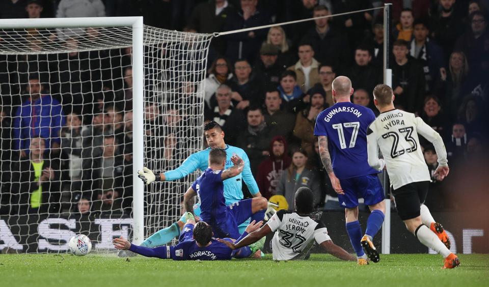  Cameron Jerome slides home his first to equalise