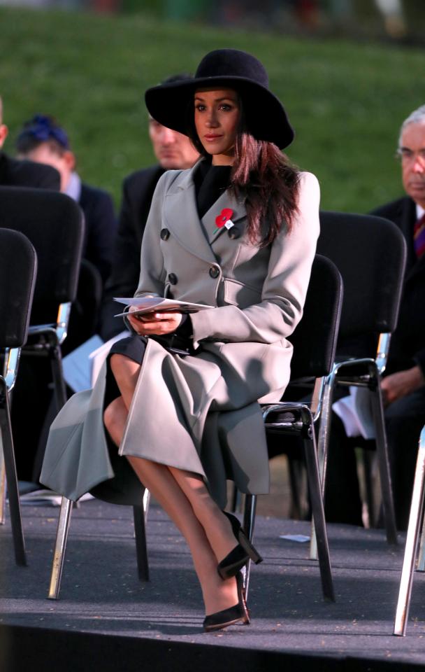  Meghan Markle and Harry were welcomed by Te Ataraiti Waretini from Ngati Ranana - the London Maori Club