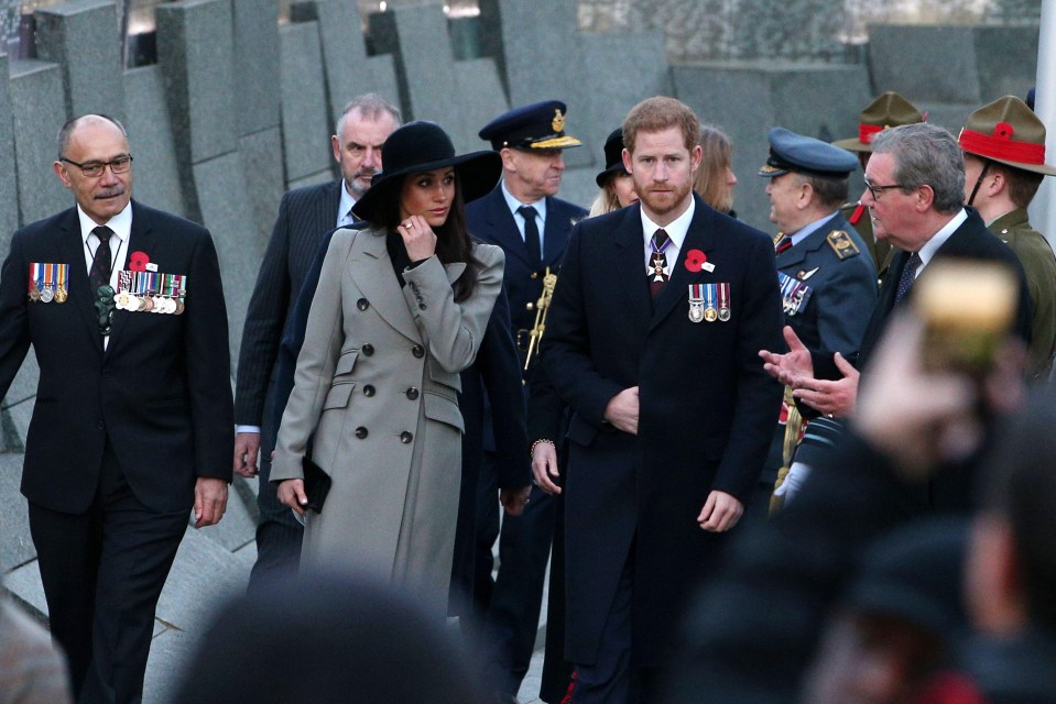 The couple paid tribute to the Australian and New Zealand war dead