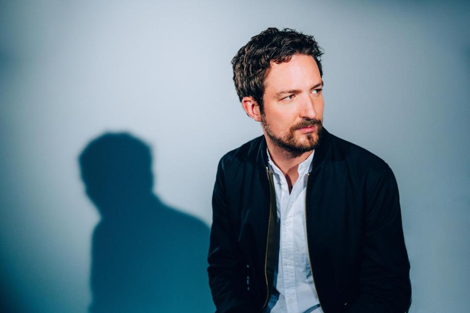  Frank Turner explains the thinking behind his new album - 'a bit of consideration for humanity goes a long way'