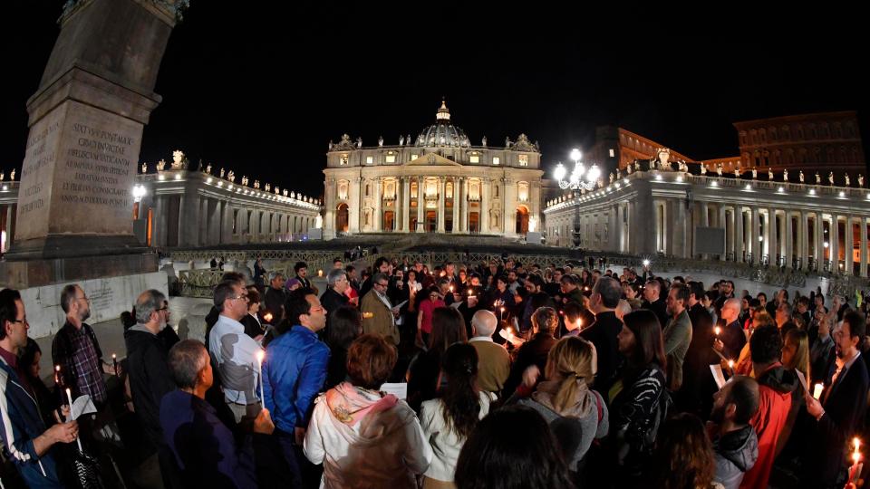  Supporters turned out in their dozens at the Vatican to hold a candle-lit vigil for Alfie Evans