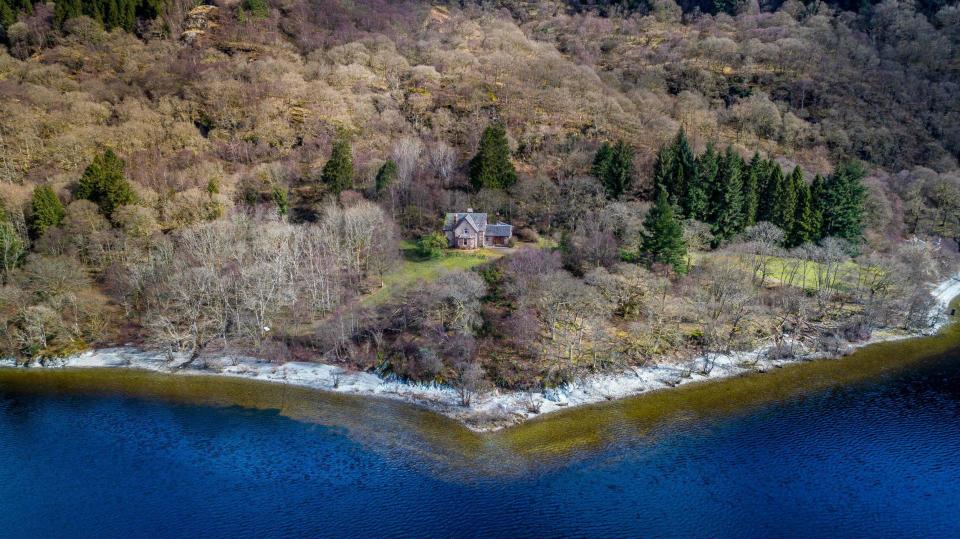  This former hunting lodge boasts a private 700-metre-long beach