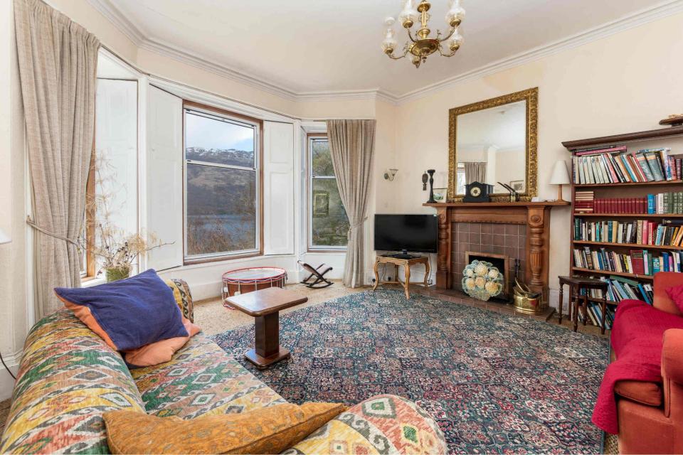  Sellers Savills describe the property as a 'wonderful family home'