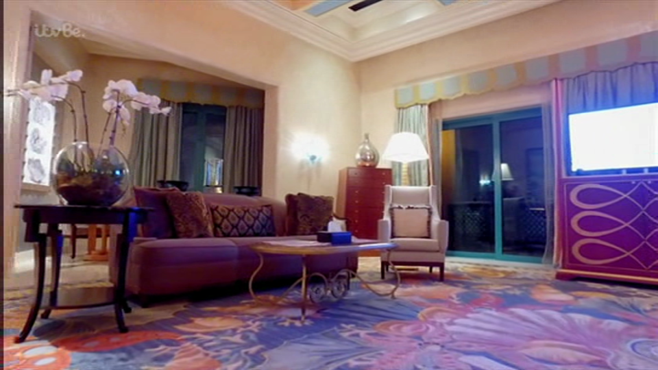  Sam and Paul had an impressive suite in their Dubai hotel