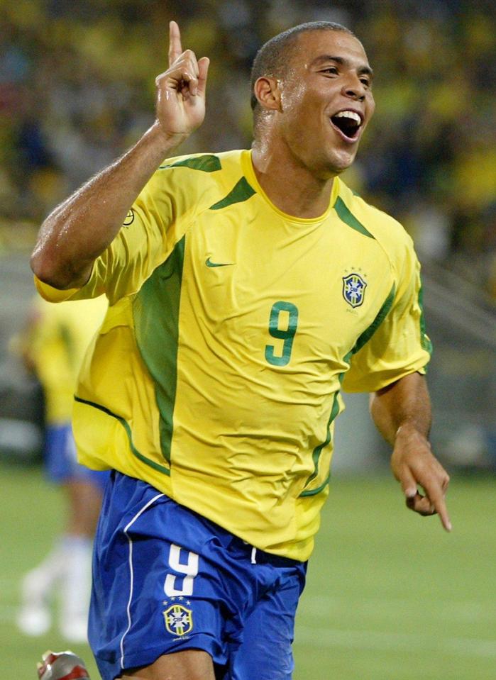  Ronaldo takes the final place in the best Brazil XI picked by Cafu