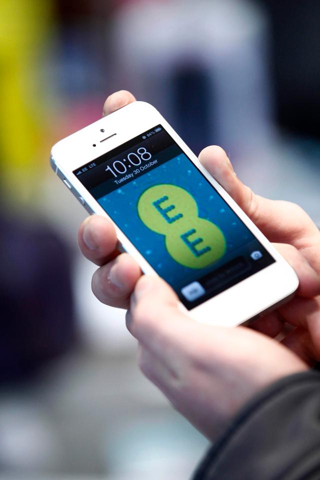  EE will allow you to gift data to other people on your plan