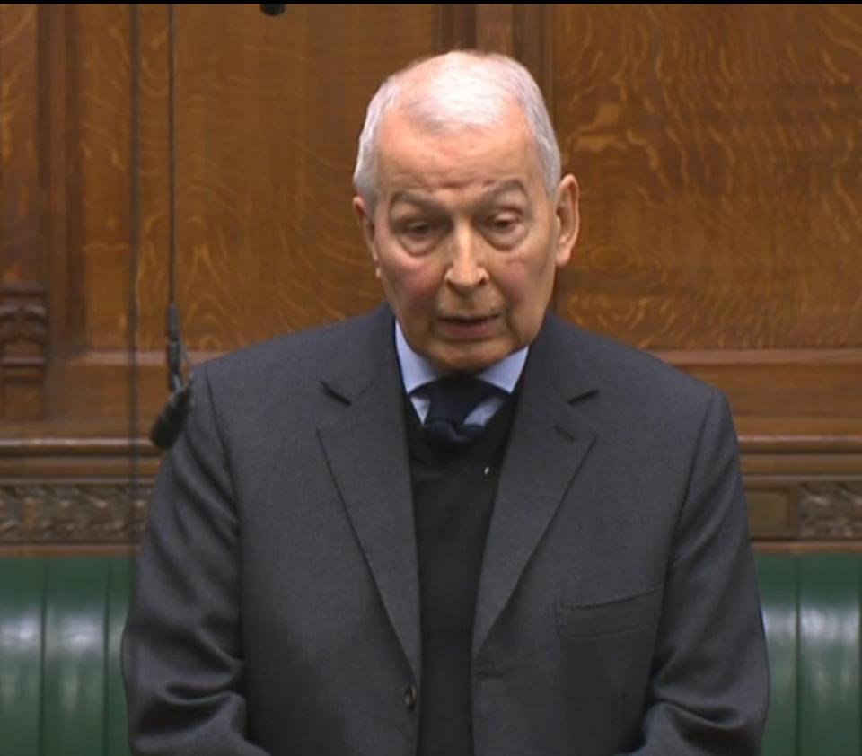  Work and Pensions Select Committee chair Frank Field says that it shows 'another disturbing front is opening up' in the policy’