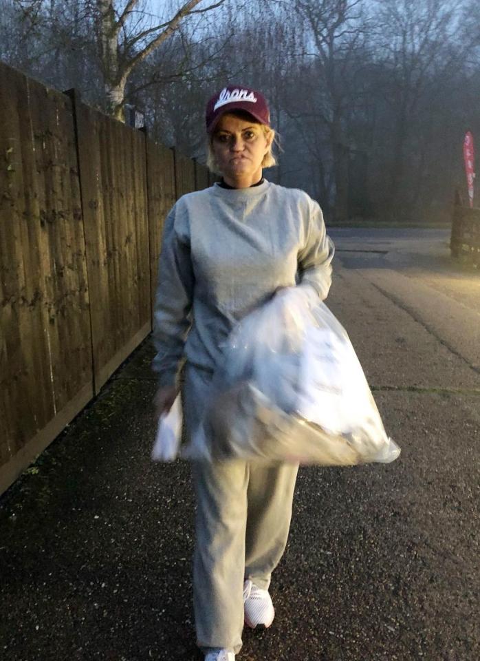  Danniella was released on bail from a Hertfordshire police station with her belongings in a plastic bag as she wore a standard grey police tracksuit