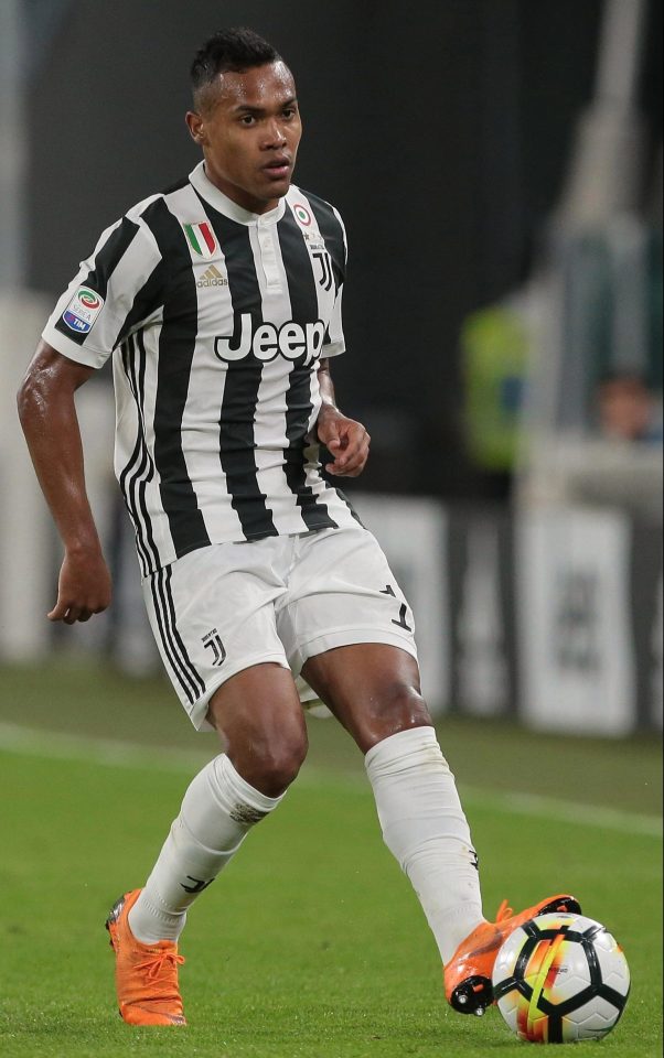  Juventus want more than £50million from Manchester United for Alex Sandro