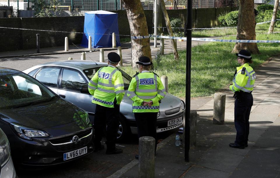  Officers were called to reports of gunshots on Cooks Road, Kennington, South London