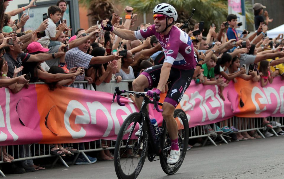  Team Quick-Step rider Elia Viviani of Italy wins the third stage