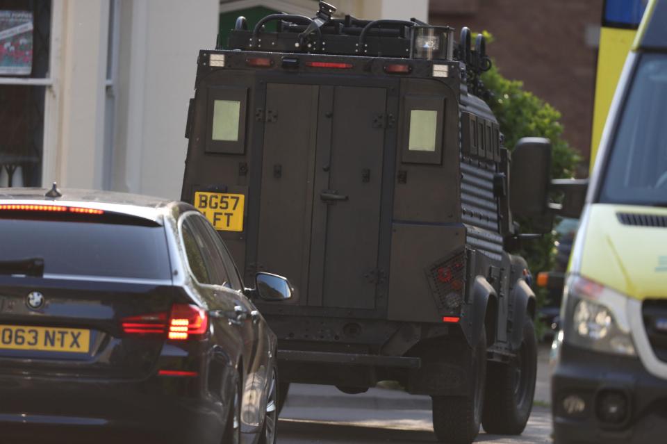  Armoured vehicles were spotted in the centre of Oxford