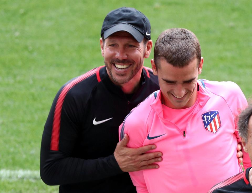  Antoine Griezmann 'informed Diego Simeone he wants to join Barcelona'