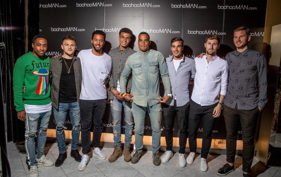  The Spurs team including Kyle Walker-Peters, Kieran Tripper, Mousa Dembele, Alli, Michel Vorm, Harry Winks, Ben Davies and Jan Vertonghen all attended the event