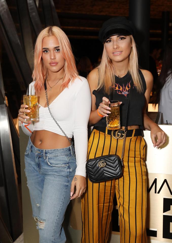  Brittany Senescall and Lottie Tomlinson enjoy a drink at the exclusive event