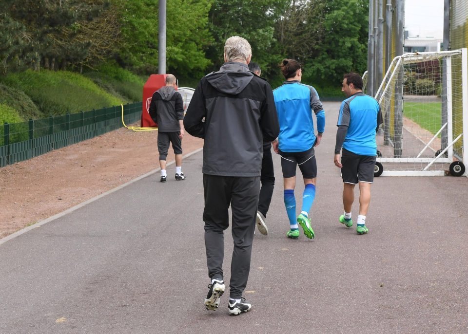  Arsene Wenger was no doubt full of emotion during his final training session