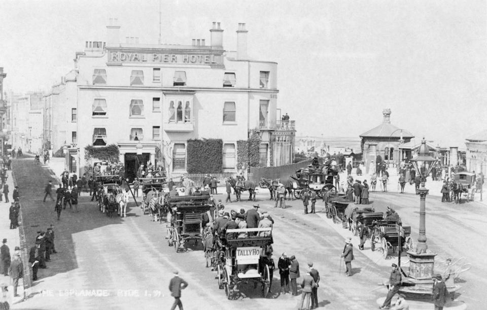  Built shortly after the new pier of 1814, the Royal Pier Hotel in Ryde was demolished following a fatal bus crash in 1930