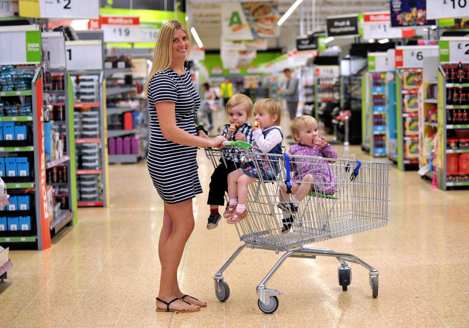  Supermarket designs unique shopping trolley for TRIPLETS after learning of a mother's plight.