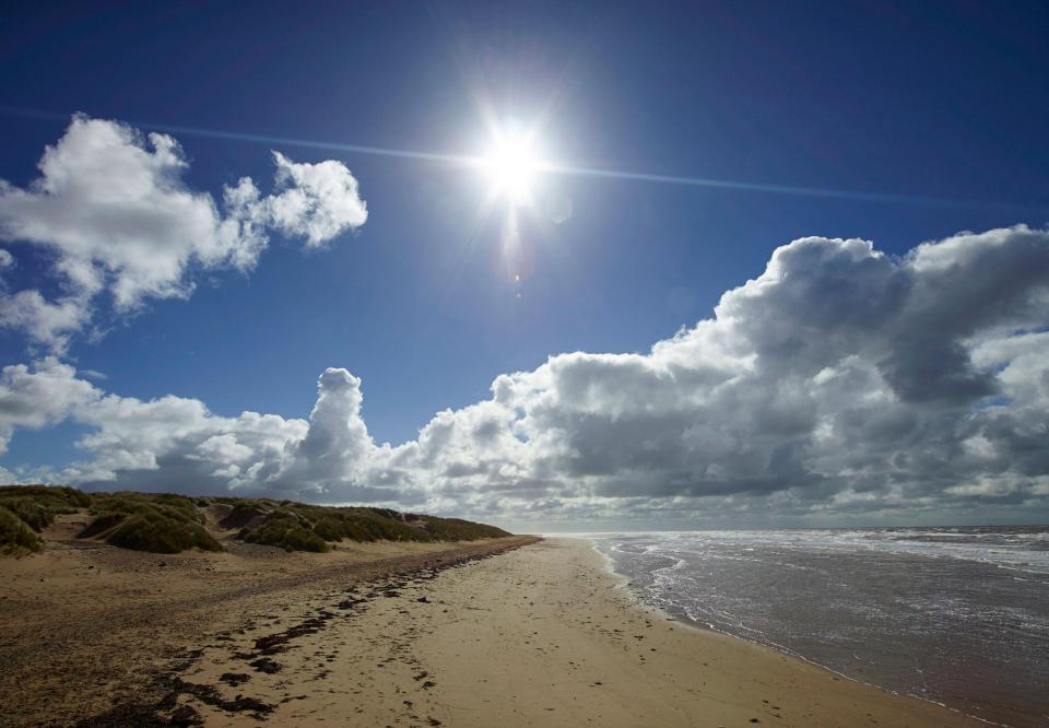  Blackpool South may be in the busy town of Blackpool but it has clean and tranquil sands and waters away from the busy Pleasure Beach