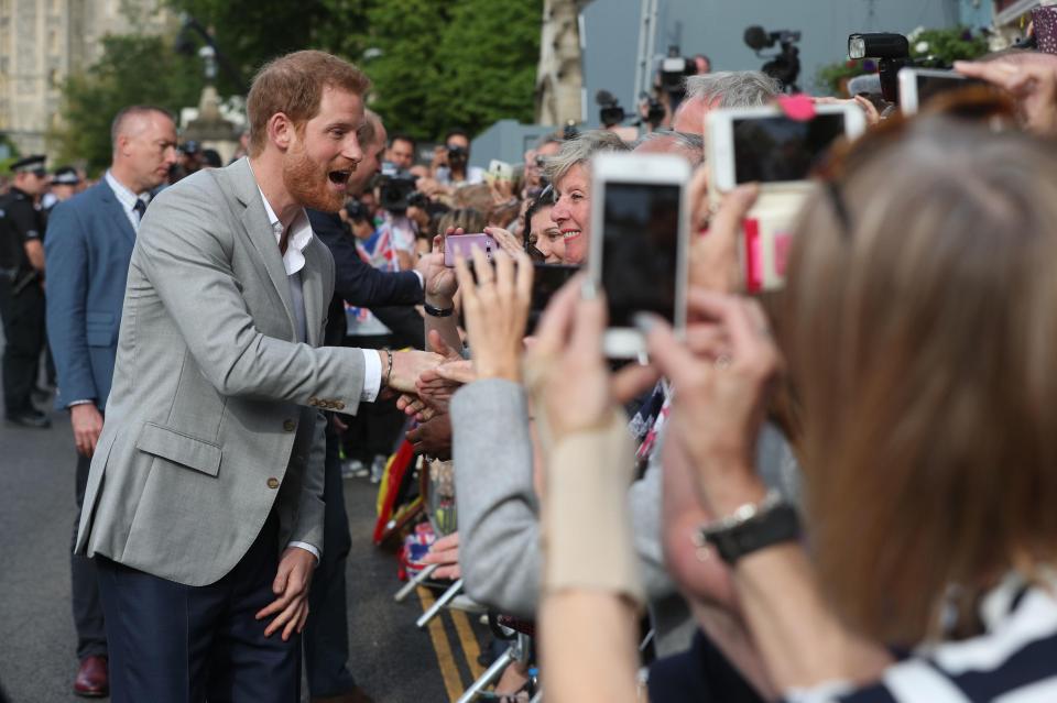  He signed autographs and greeted crowds as he prepared for his first night as a single man