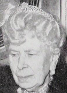  Queen Mary wearing her diamond tiara made in 1932