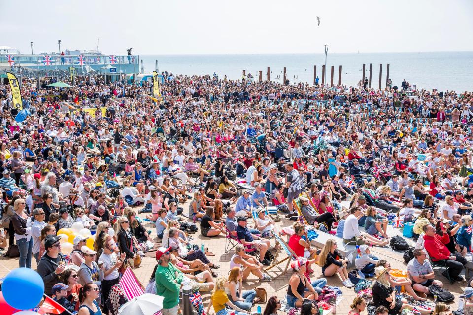  A big screen was put up on the pier