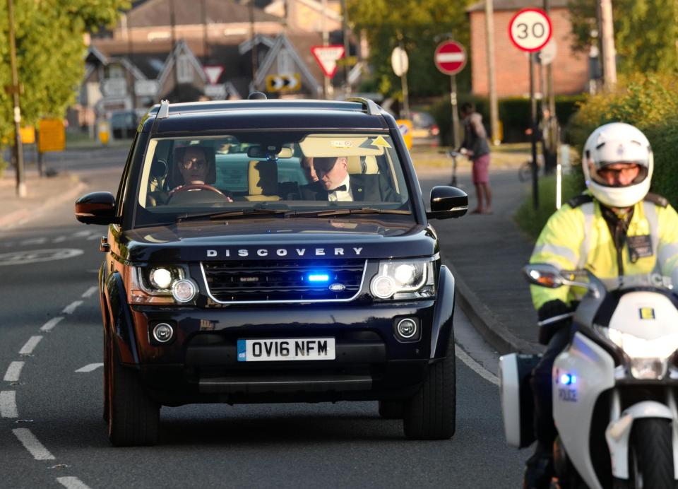  Prince Andrew and Sophie Wessex arrived in a Range Rover under police escort