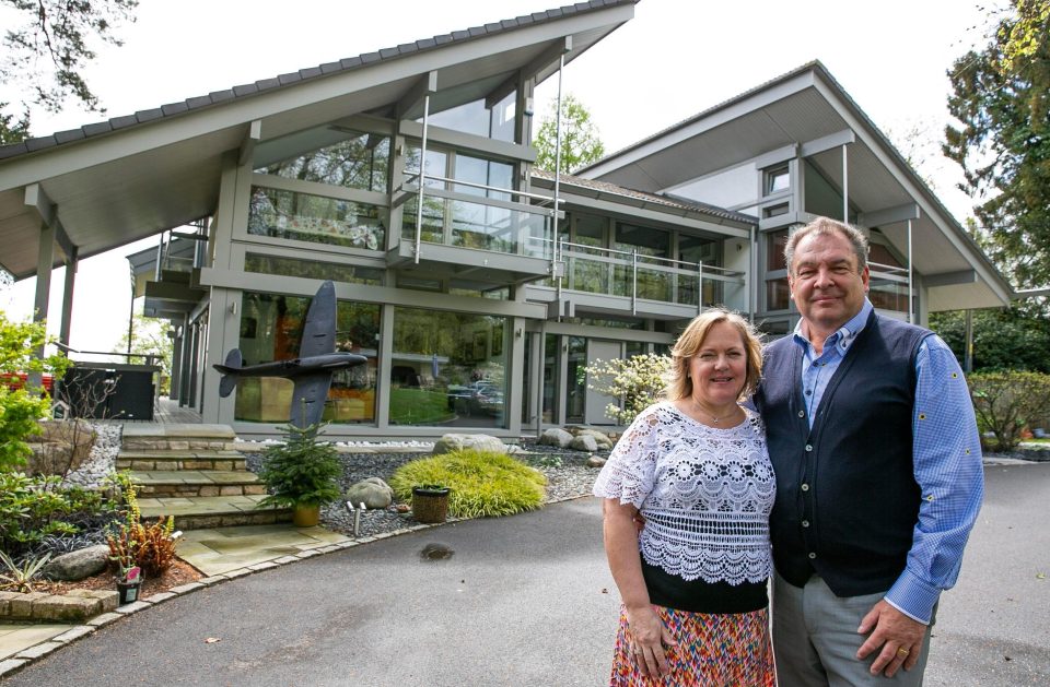  People paid £25 to enter the competition to win the £3m house owned by Mark and Sharon Beresford