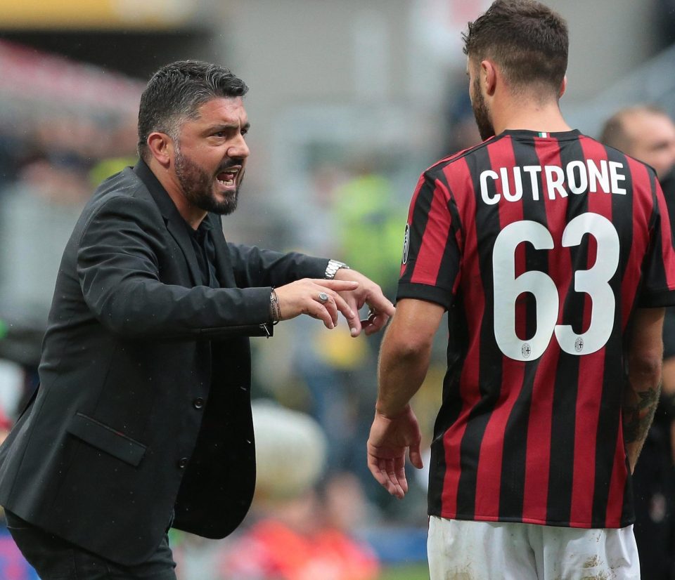  AC Milan boss Gennaro Gattuso gives instructions to Patrick Cutrone and might soon have to deal with a ban from the Europa League