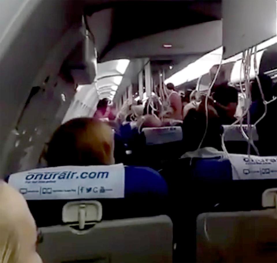  Passengers panicked as the plane made a rapid descent