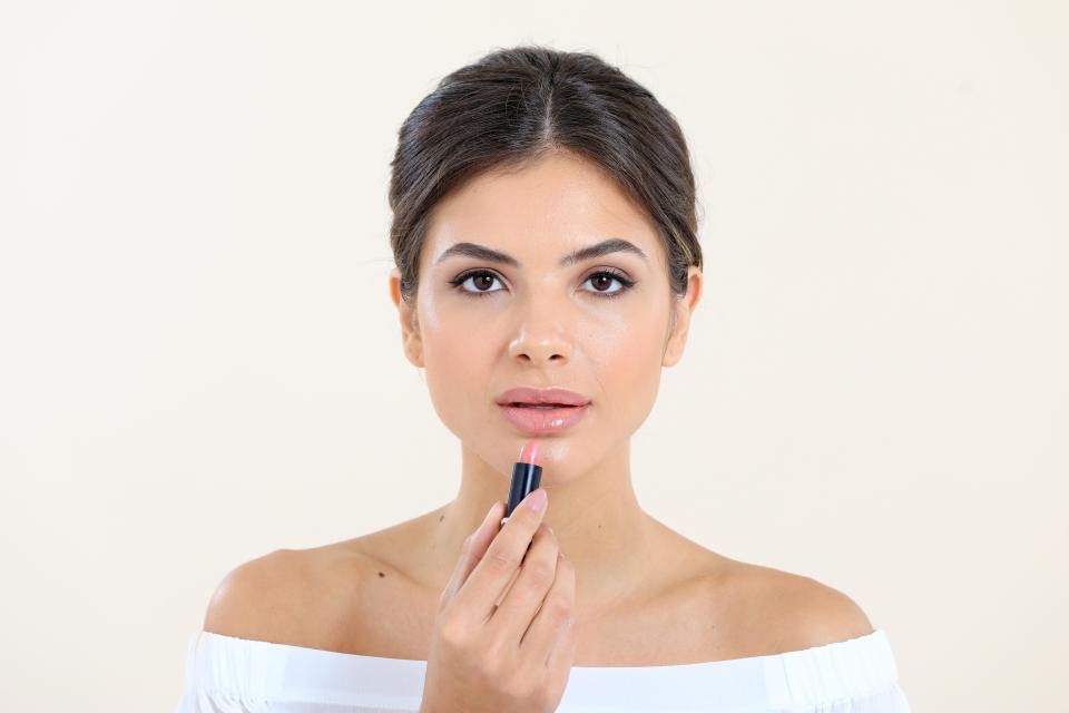  The same applies for your lips - to enhance them follow our tips