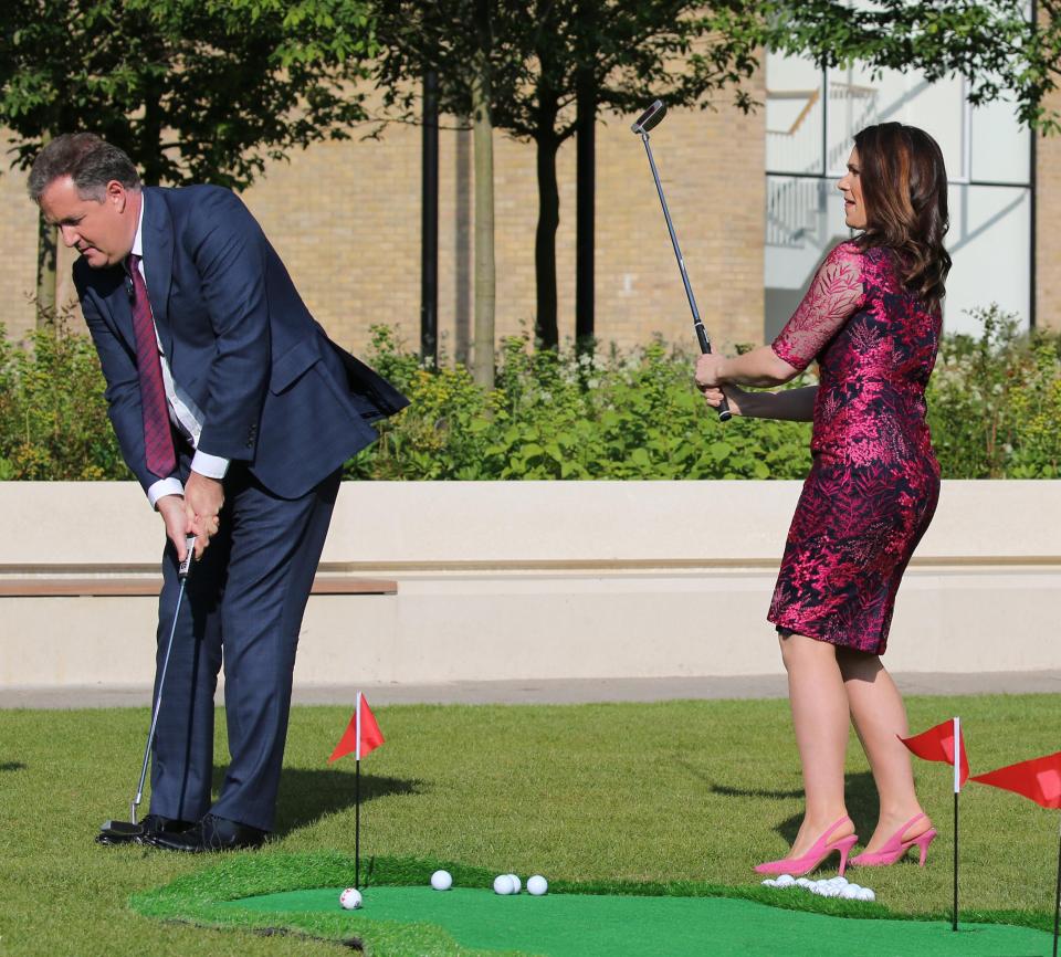  Piers Morgan and Susanna Reid filming an episode of Good Morning Britain