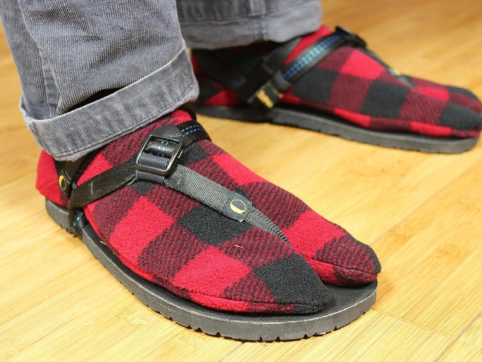  This man is causing tartan terror with this ultimate fashion blunder