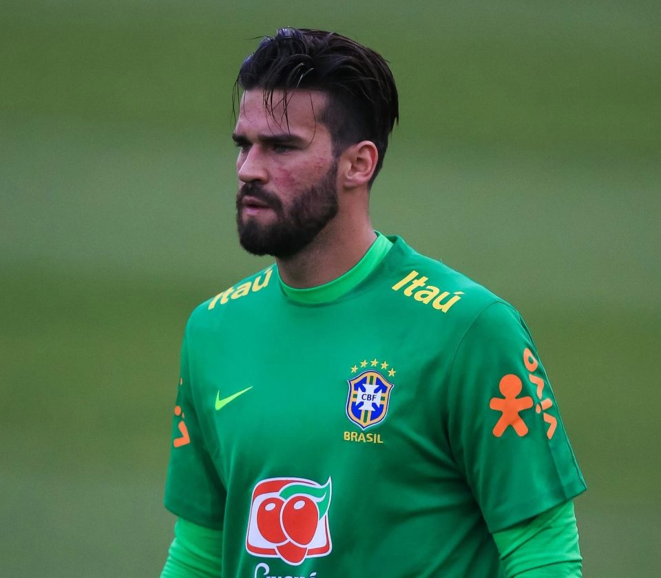  Roma keeper Alisson could arrive to put pressure on Real keeper Keylor Navas