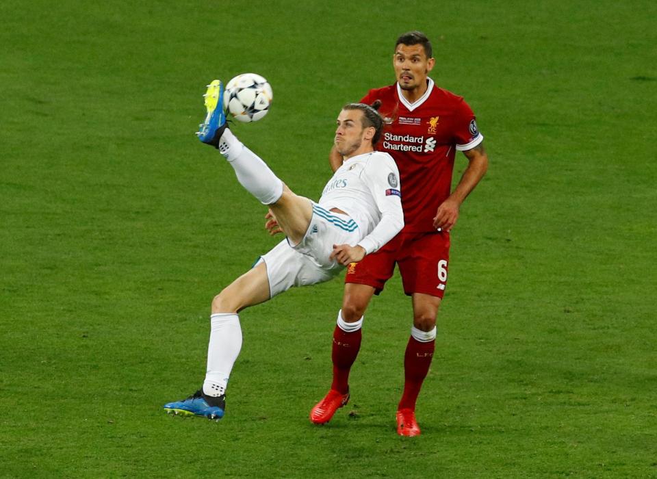  Gareth Bale scored an unbelievable overhead kick