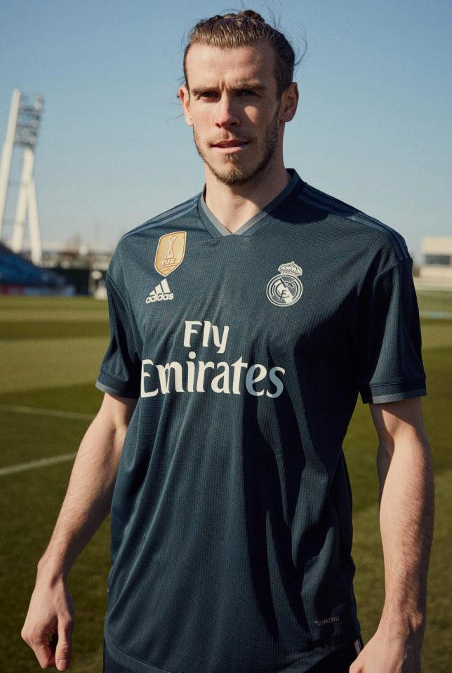  Bale models the away shirt