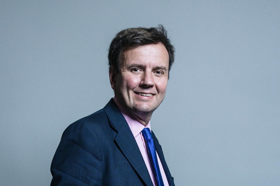  International trade minister Greg Hands has resigned so he can vote against a third runway at Heathrow