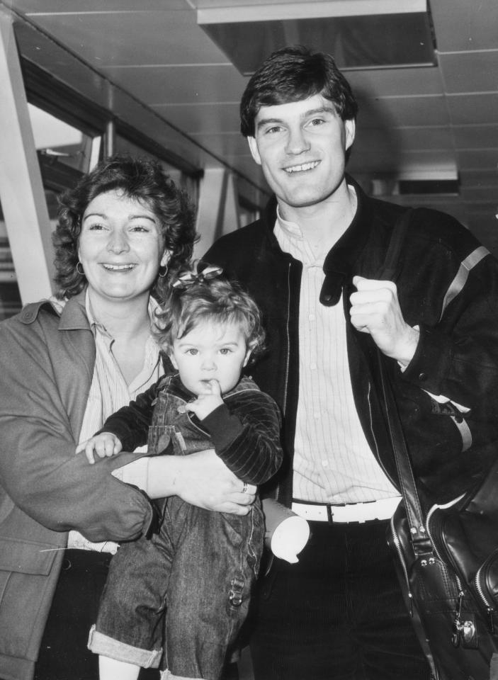  Glenn Hoddle with his first wife Anne and young daughter Zoe in 1984