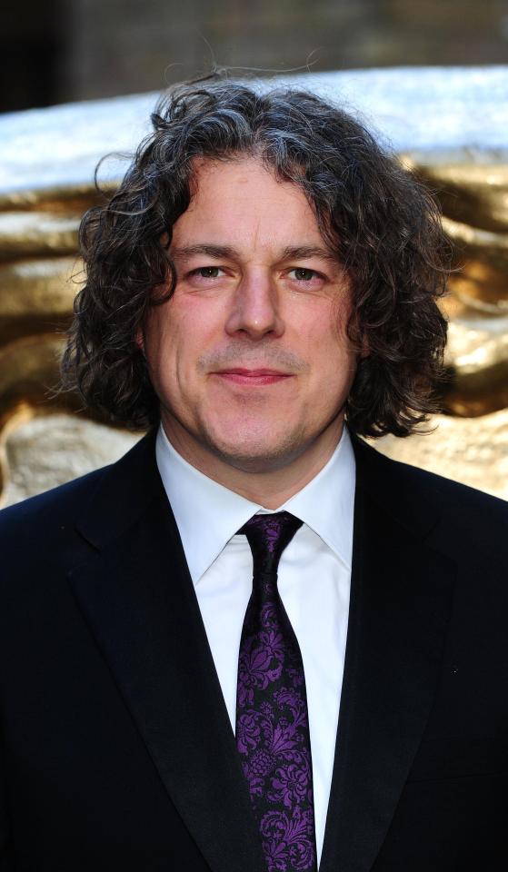  Alan Davies is an English stand-up comedian and actor