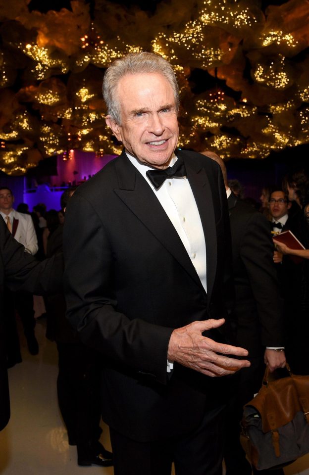  Warren Beatty denies claims he has bedded over 12,000 women