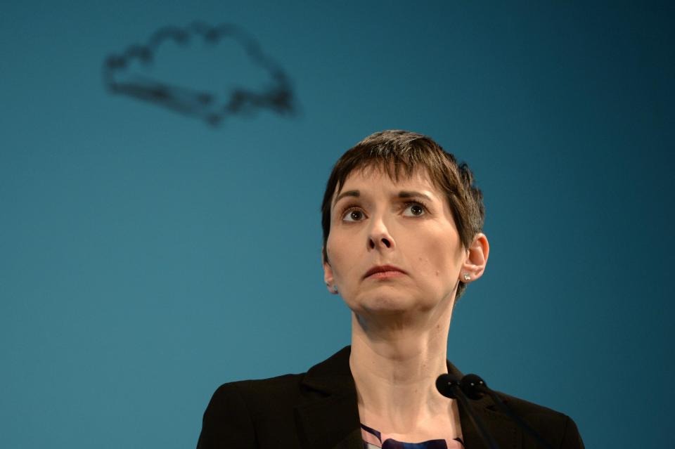  Caroline Pidgeon, Lib Dem London Assembly member is urging commuters to claim back unspent balances on their Oyster cards