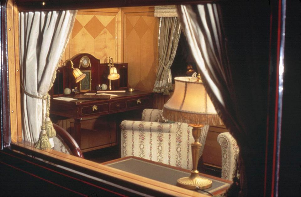  Edward and Alexandra wanted this saloon so he could work while she relaxed in the same carriage