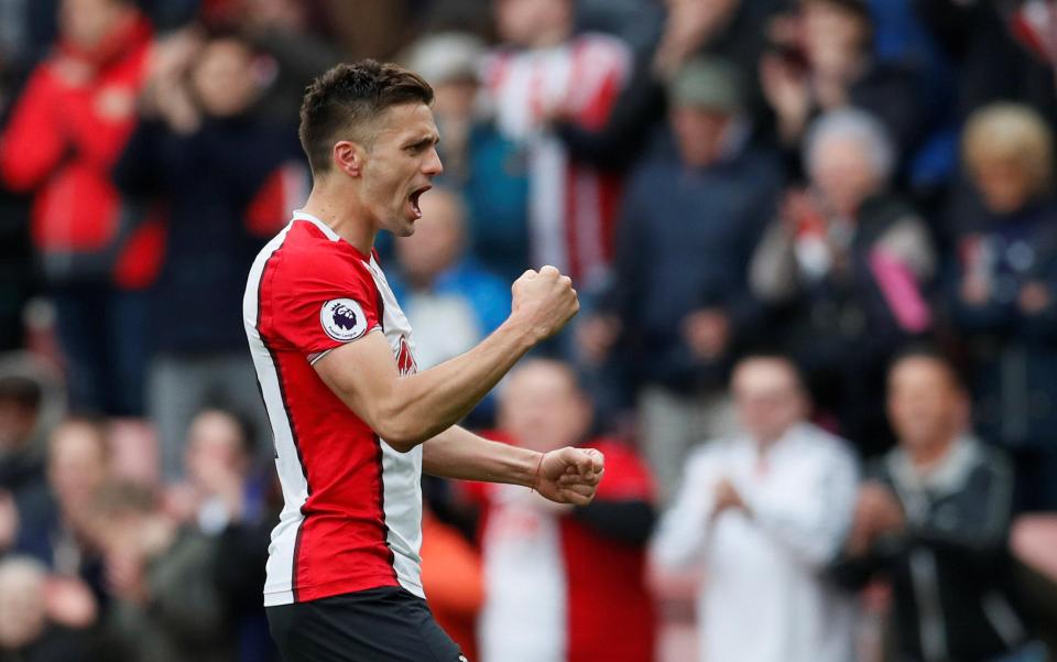  Dusan Tadic is set to leave Southampton for Dutch side Ajax